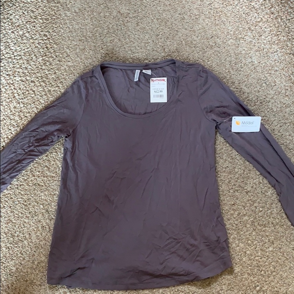 Grey long sleeve